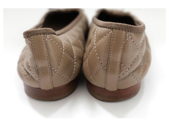 Bailarinas Chanel de Piel Acolchada Beige - vista 4