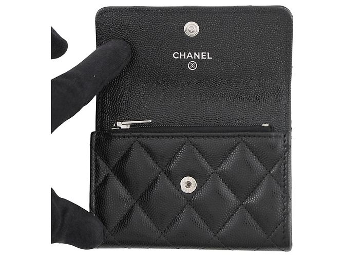 Portabiglietti Chanel in vitello nero - vista 4