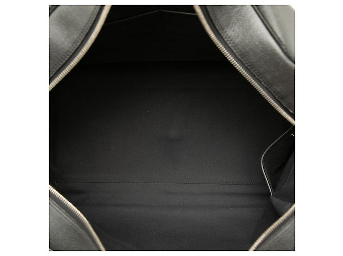 Borsa da viaggio Louis Vuitton Taiga Neo Kendall Grigia - vista 4
