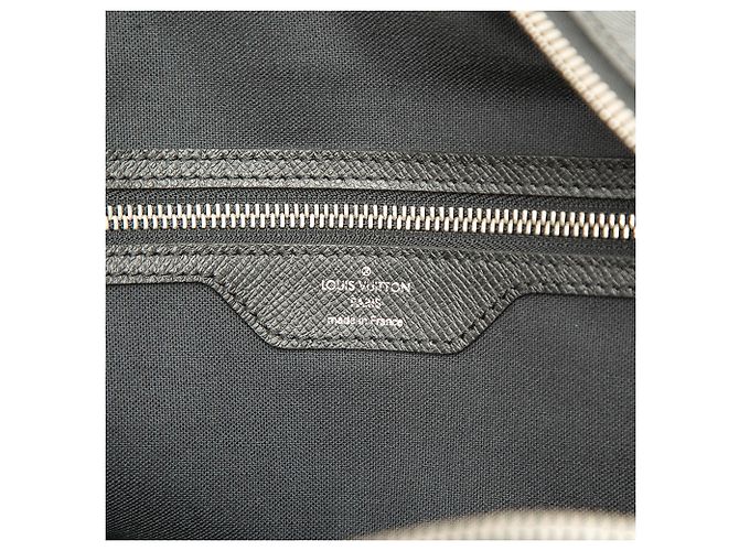 Borsa da viaggio Louis Vuitton Taiga Neo Kendall Grigia - vista 5