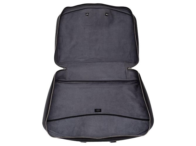 Borsa da viaggio Louis Vuitton Taiga Helanga 1 Poche Nera - vista 4