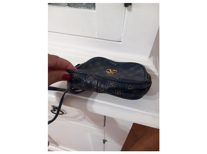 Borsa a tracolla Valentino Garavani pelle blu monogramma V - vista 5