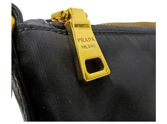 Borsa a mano Prada in nylon nero - vista 11