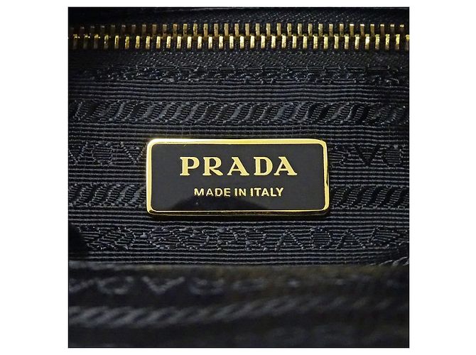 Borsa a mano Prada in nylon nero - vista 6