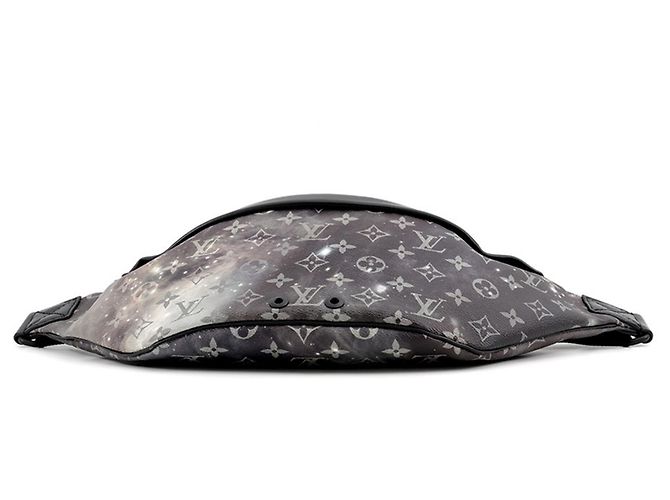 Bumbag Marsupio Louis Vuitton Monogram Galaxy Discovery - vista 4