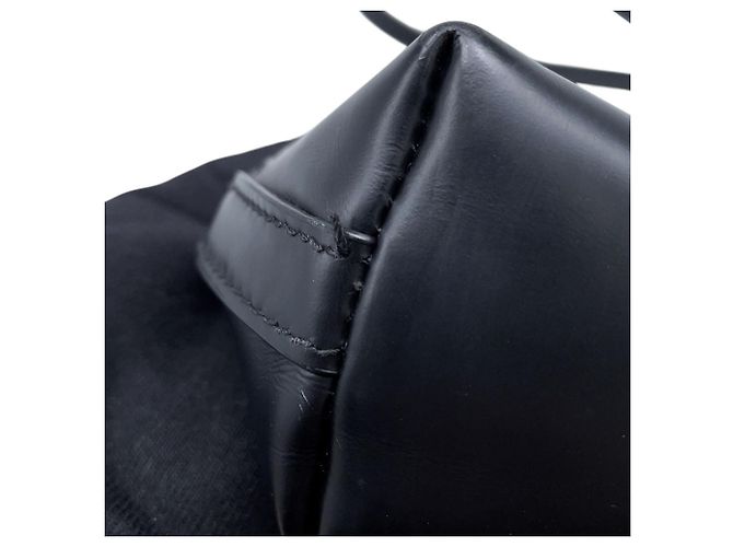 Borsa a tracolla Prada in nylon nero - vista 13