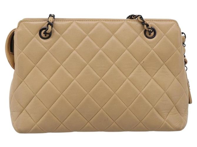 Chanel City Shopping Quilted Caviar Large - vista 2