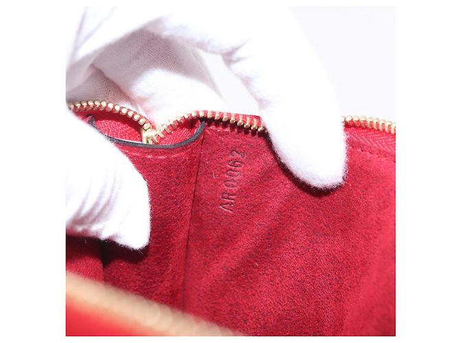 Louis Vuitton Pochette Accessoires Epi Leather - vista 7