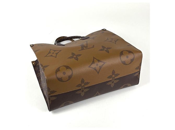 Borsa Tote Louis Vuitton OnTheGo GM - vista 2