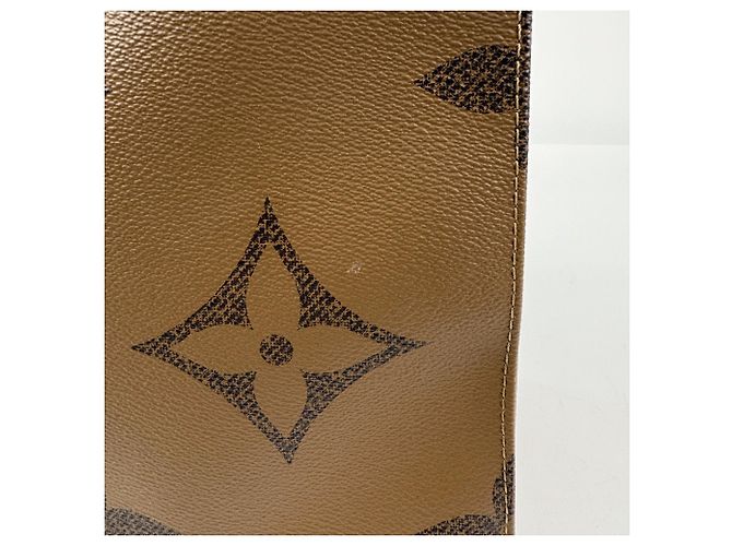 Borsa Tote Louis Vuitton OnTheGo GM - vista 4
