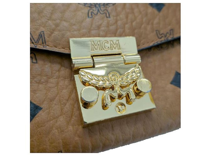 Portafoglio a spalla con catena in pelle marrone MCM - vista 6