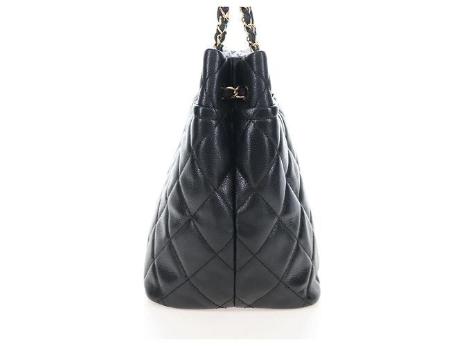 Chanel Timeless CC Shopping Quilted Caviar Medium - vista 4