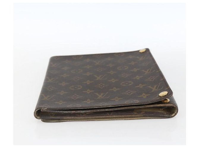 Étui iPad Louis Vuitton en cuir Epi - vue 3