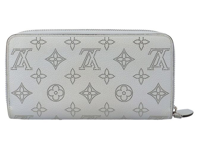 Louis Vuitton Zippy Wallet aus Mahina-Leder - Ansicht 2