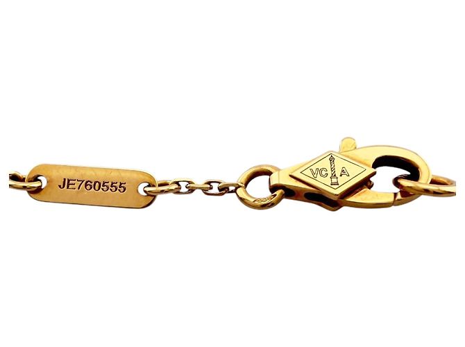 Bracciale con charm Van Cleef & Arpels in oro giallo 18K - vista 2