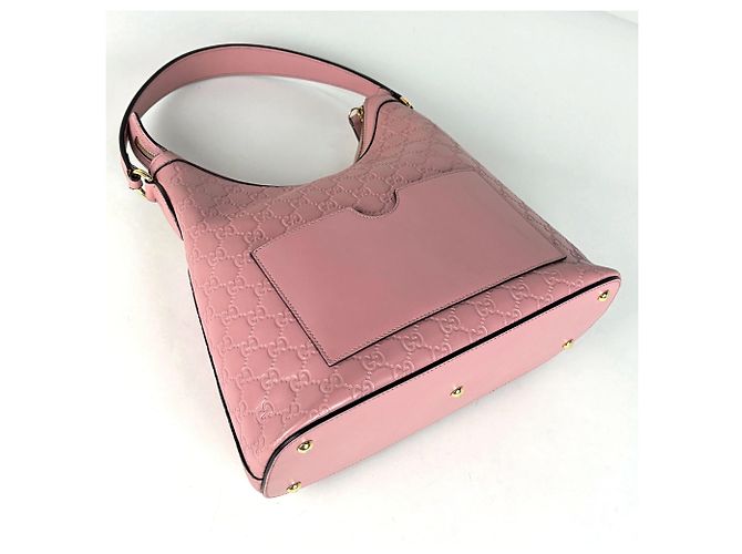 Borsa a tracolla Gucci in pelle GG rosa - vista 2