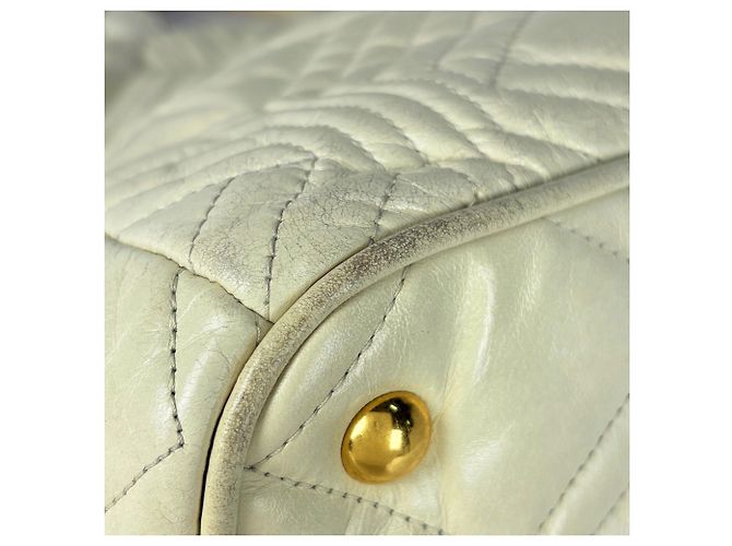 Borsa a mano Miu Miu in pelle bianca - vista 3