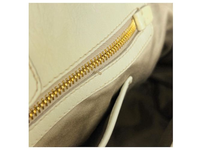 Borsa a mano Miu Miu in pelle bianca - vista 8