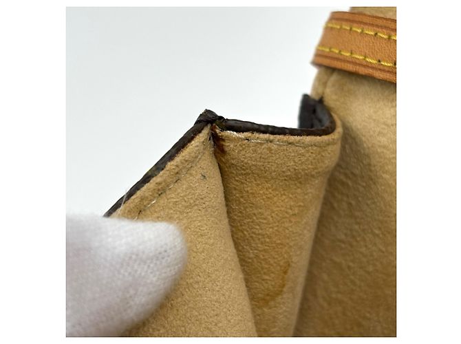 Louis Vuitton Pochette Twin PM Shoulder Bag - vista 9