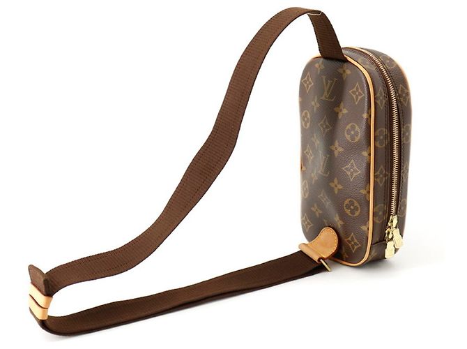 Louis Vuitton Monogram Pochette Gange Body Bag - vista 2
