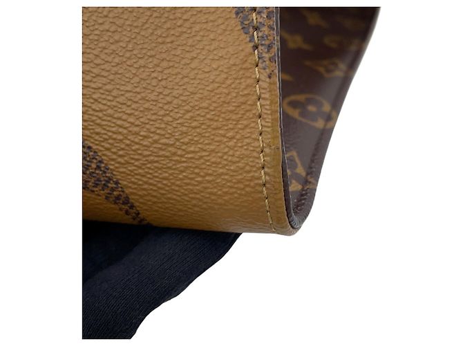 Borsa Tote Louis Vuitton Monogram Reverse Giant OnTheGo GM - vista 8