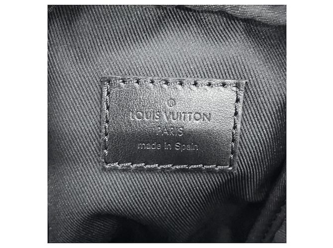 Borsa a tracolla Louis Vuitton Monogram Shadow Double Phone Pouch - vista 13