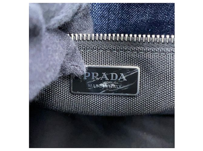 Borsa a mano Prada in denim e pelle nero blu - vista 16