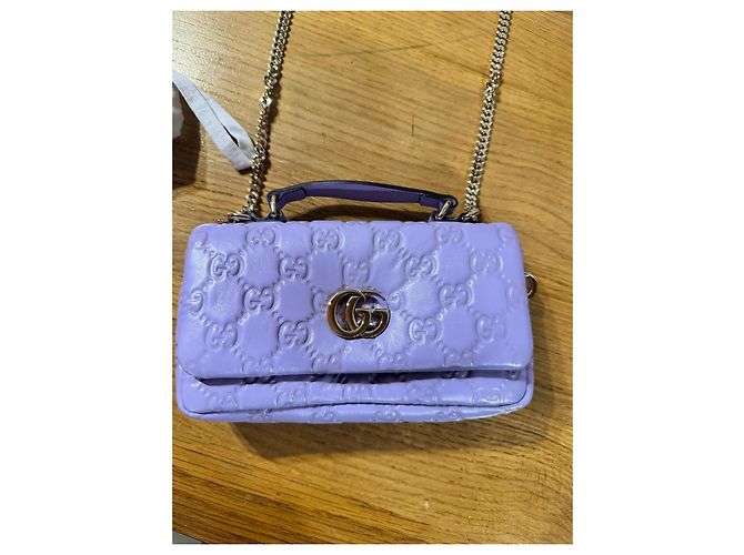 Gucci GG Milano Bolsa Pequena em Pele Acolchoada Roxa - vista 3