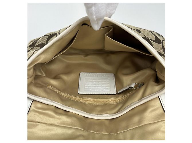 Borsa a tracolla Coach Soho Signature Canvas - vista 9