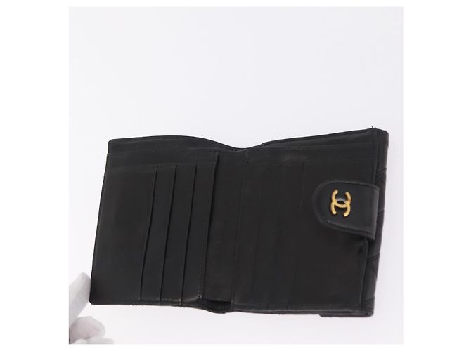 Chanel CC Compact Quilted Caviar - vista 5
