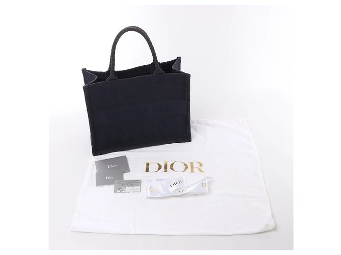 Borsa a tracolla Christian Dior Book Tote Cannage Canvas in blu navy - vista 13