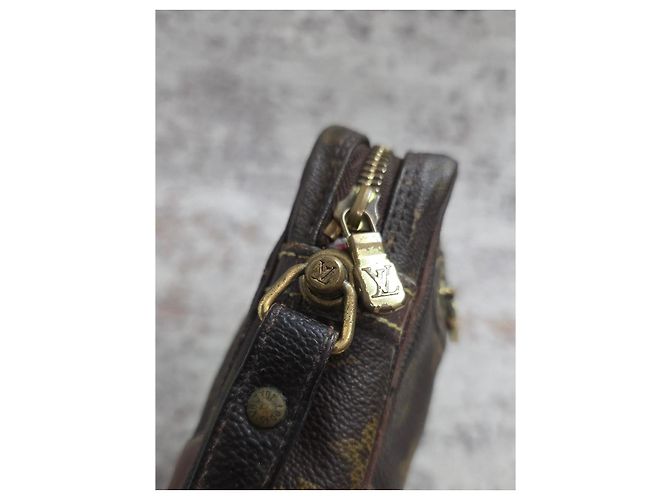 Pochette Louis Vuitton Monogram Canvas - vista 10