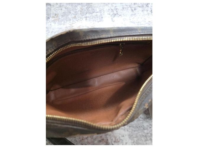 Pochette Louis Vuitton Monogram Canvas - vista 11