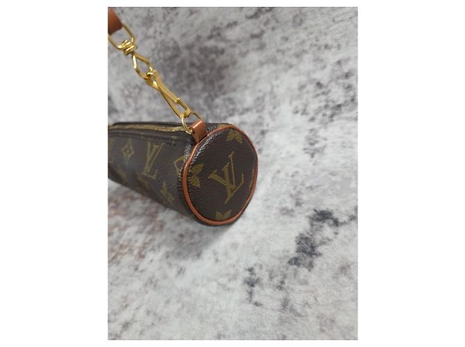 Louis Vuitton Papillon Pochette Monogram - vista 7