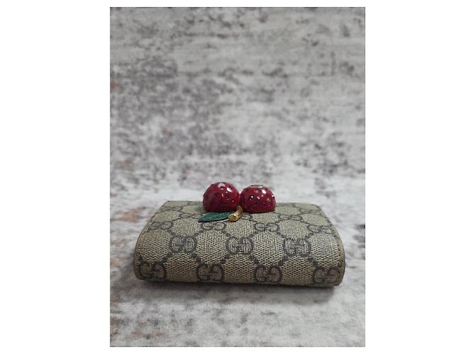 Cartera Gucci GG Supreme Cherry - vista 7