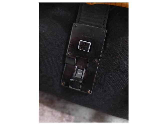 Magnifica Borsa Gucci Bamboo Bullet - vista 3
