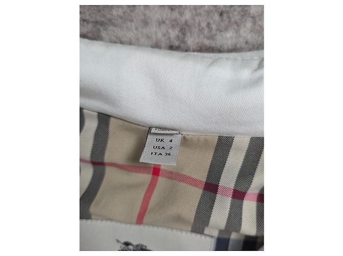 Magnifica giacca Burberry - vista 3