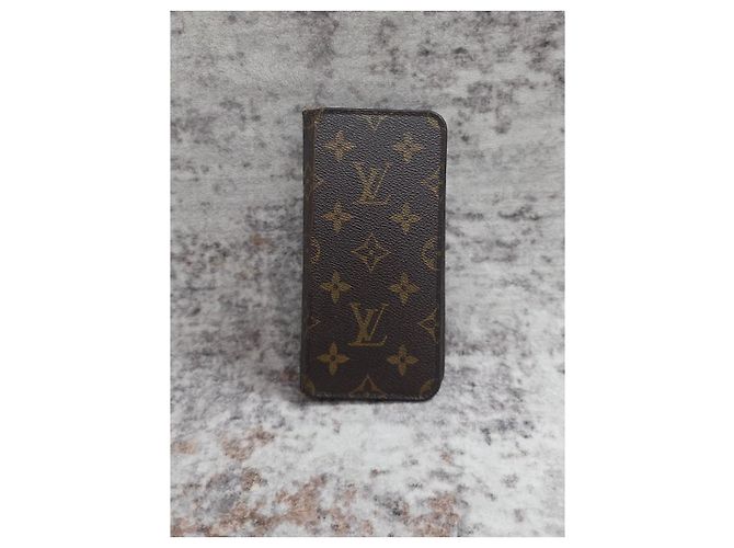 Prachtvolle Louis Vuitton Monogram iPhone Hülle - Ansicht 5