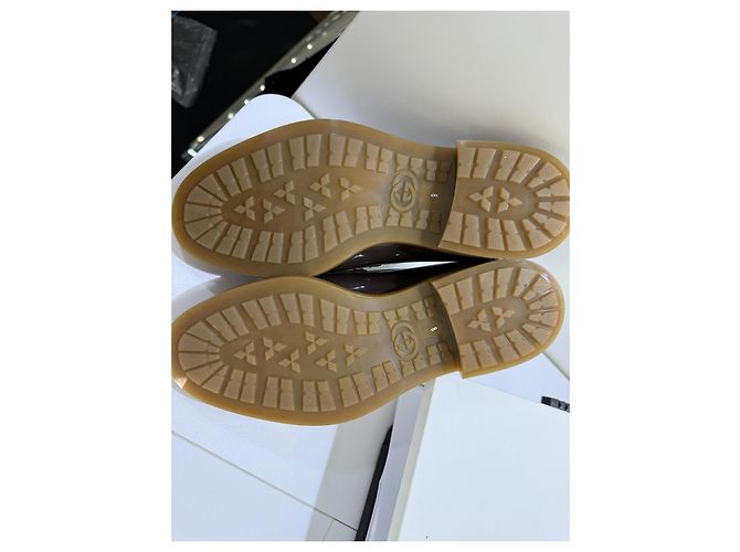 Mocassini Gucci Rain Horsebit in gomma marrone - vista 12