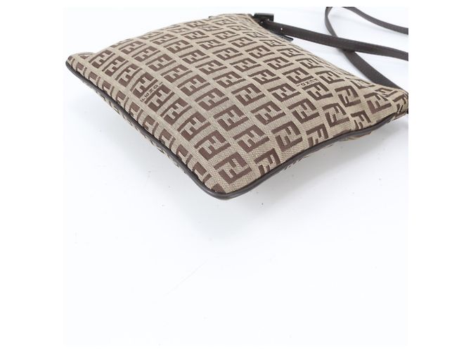 Borsa a spalla e crossbody Fendi Zucchino in pelle - vista 5
