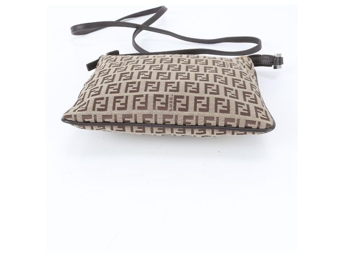 Borsa a spalla e crossbody Fendi Zucchino in pelle - vista 6