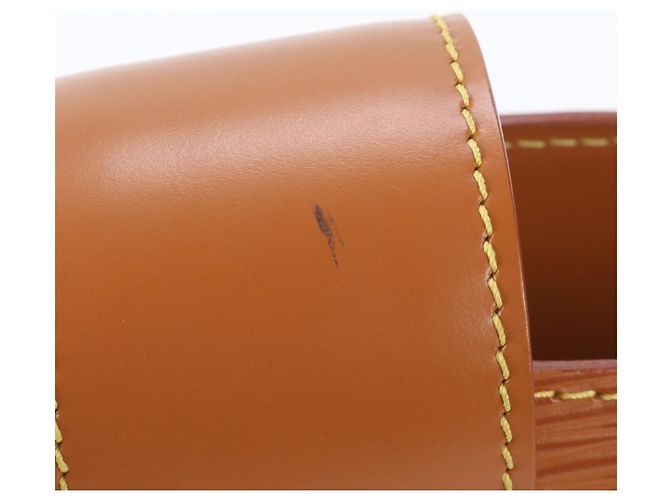 Borsa a tracolla Louis Vuitton Epi Cluny in pelle - vista 8
