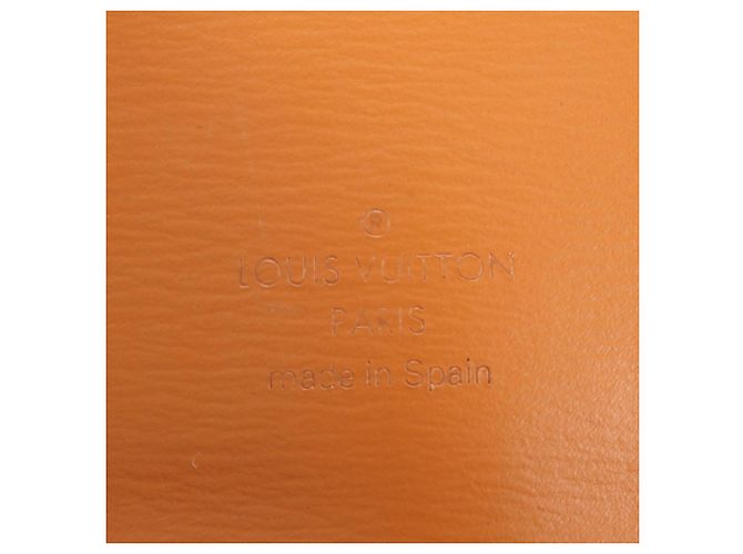 Borsa a tracolla Louis Vuitton Epi Cluny in pelle - vista 9
