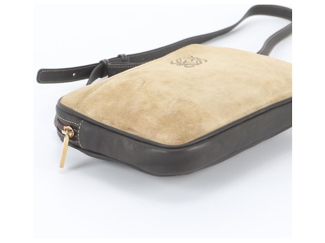 Borsa a tracolla in pelle Anagram Loewe - vista 5