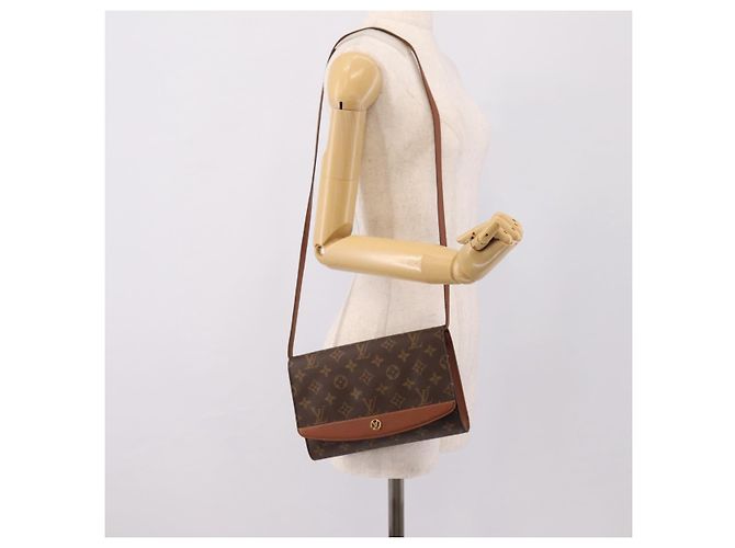 LOUIS VUITTON Monogram Bordeaux 24 Shoulder Bag M51798 LV - vista 24