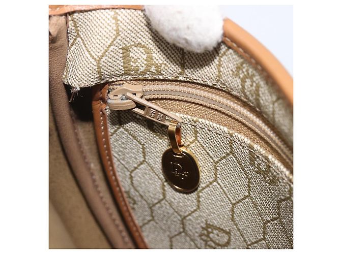 Christian Dior Honeycomb Canvas Shoulder Bag PVC Beige Gold - vista 23