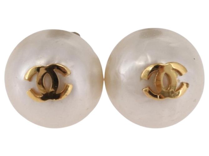 CHANEL Pearl Earring metal Gold CC - vista 2