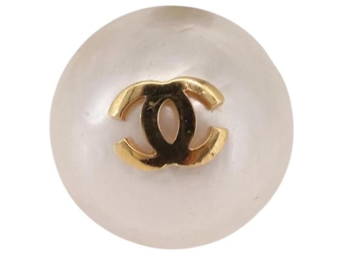 CHANEL Pearl Earring metal Gold CC - vista 3
