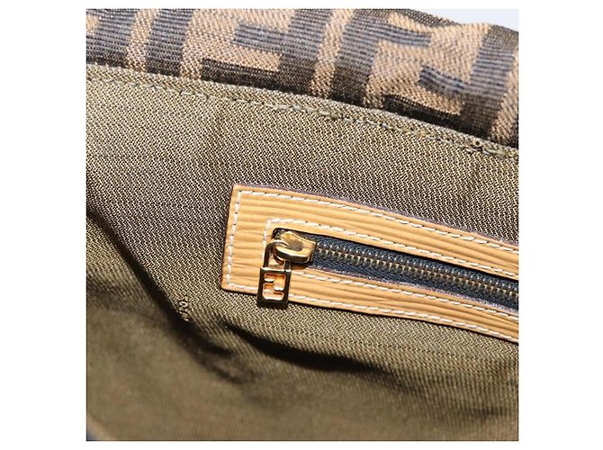 FENDI Zucca Canvas Shoulder Bag Brown Black - vista 20