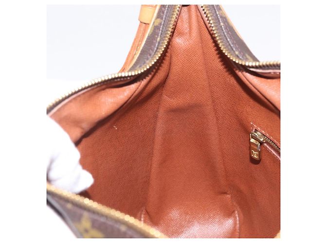 LOUIS VUITTON Monogram Boulogne 30 Shoulder Bag M51265 LV - vista 22